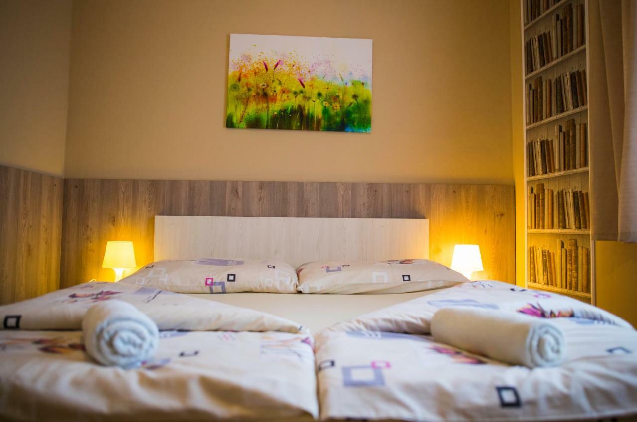 Penzion Stefarez New Veľký Meder Bagian luar foto